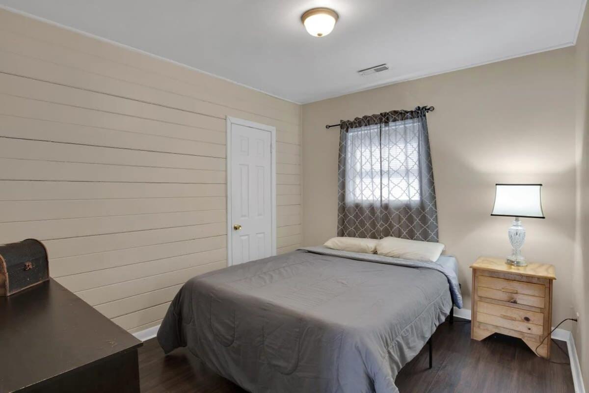 2-Bedroom Pet-Friendly Apartment In East ノックスビル エクステリア 写真